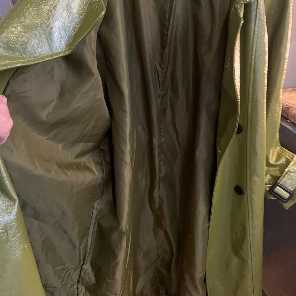 Missguided + Olive Double-Breasted Trench Coat - Picture 4 of 4
